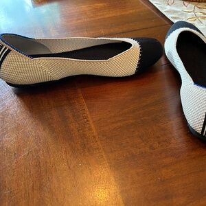 Rothy’s Tuxedo Washable Flats